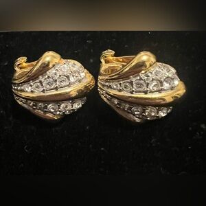 Joan Rivers Gold Tone Rhinestone  Pave Shell Clip Earrings